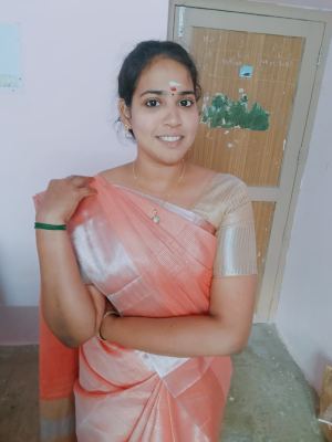 K.சுபாஷினி 