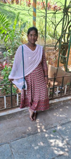 V.பிரியங்கா