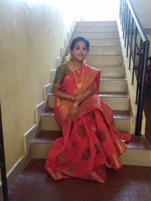 U.கனிமொழி 