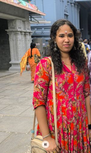 V. பிரியதர்ஷினி 