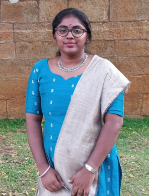 G.காயத்ரி  B Sc (optometrist )