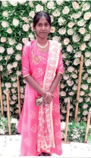 மு.நந்தினி 