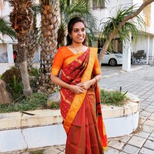 Dr.J.காவ்ய தர்ஷினி