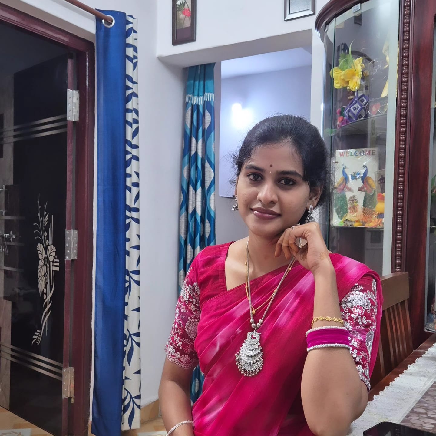 P.கோமதி MCA