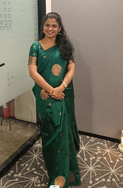 V.அவந்திகா 