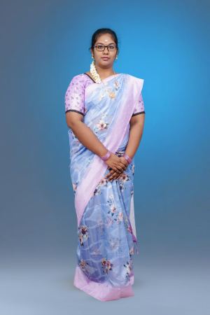 S ஸ்ரீசுதேஷினி    