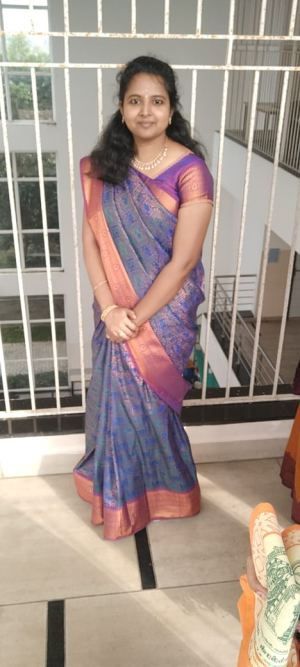 b தாரணி M Sc  physics