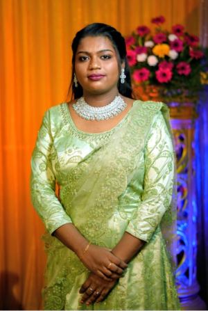 S. ஷாலினி 