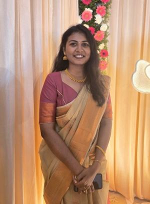 m.B.பிரியதர்ஷினி