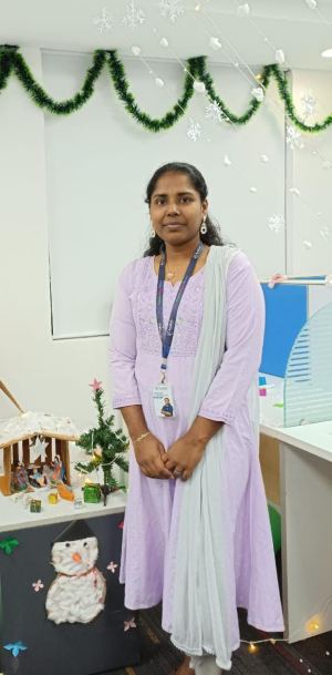 E எழிலரசி     M Sc ( IT )