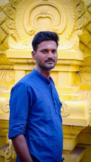 m மணிகண்டன் 