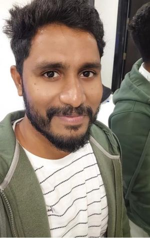 R.வேழவேந்தன் 