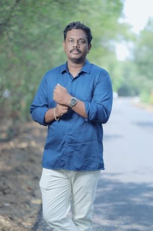 r.டில்லி பாபு