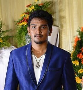 R.விஷ்ணு பிரசாத்