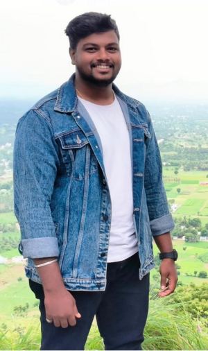 பூ.தினேஷ்