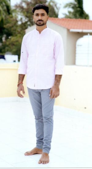 R.கேசவன்