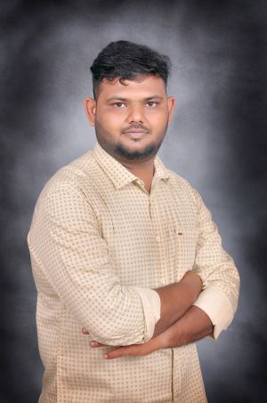 E மதன் குமார் B Tech