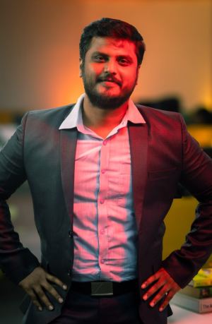 D.கார்த்திகேயன் 