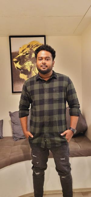 j சுரேஷ்    B Com tally 