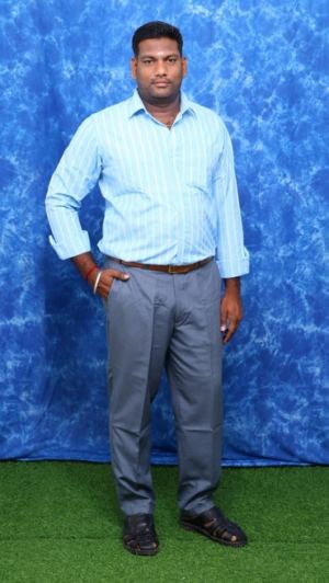 வே.விவேகானந்தன்