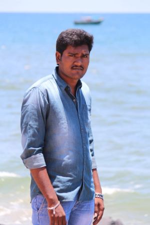 V.லோகநாதன்