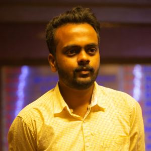 j ஹரிகுமார் 