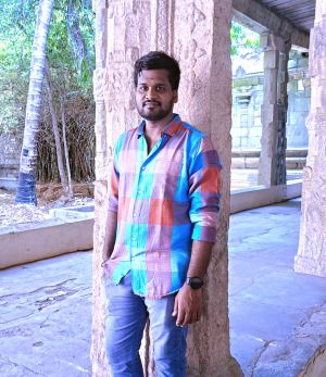 D.தினேஷ் 