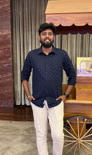 k லோகேஷ்