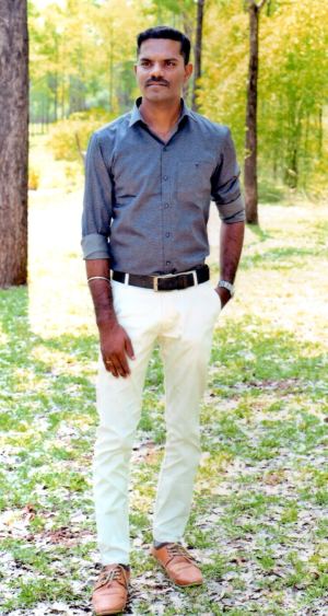 s விக்னேஷ்    DME