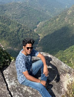 வே.சந்தோஷ் குமார் 