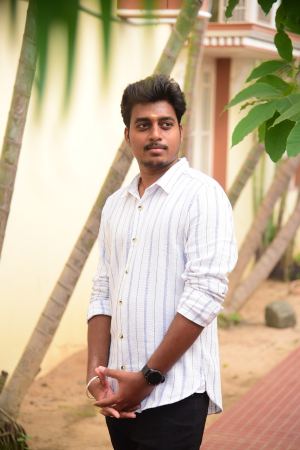 S.குமரவேல்