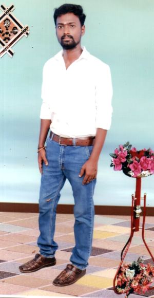 B.நவீன்குமார்