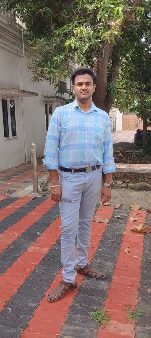 Dr.ப.ஆதித்யன்