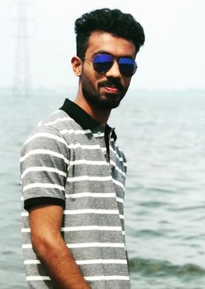 M.மணிகண்டன் B.Tech