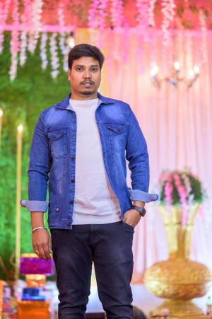 A.அபினாஷ் 