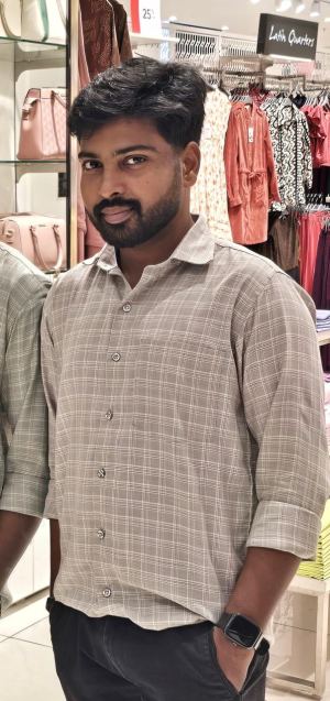 A K வினோத்குமார்  