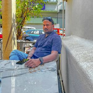 K.குமரகுருபரன்