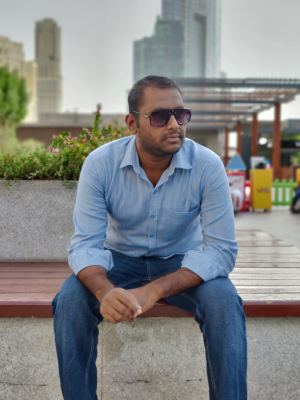 S.விக்னேஷ்