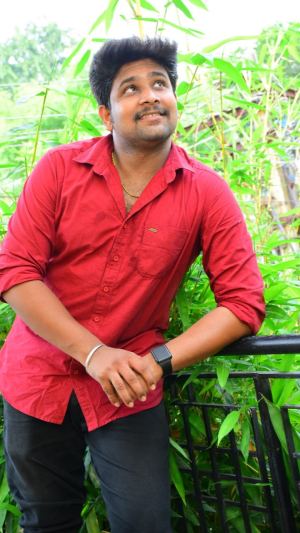 C.M.பிரவீன்குமார்