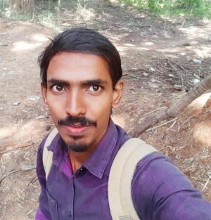 S தினேஷ்குமார் 