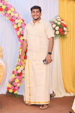 V.பிரவின் ராஜ் 