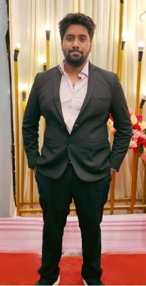 Dr.v.விஜய் சக்திவேல்  