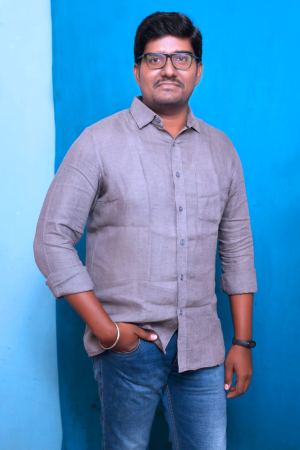 j.சுரேந்தர்