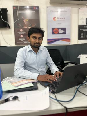 B  விக்னேஷ் 