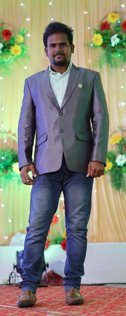 V.பிரேம்குமார் 