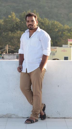 S.கதிரவன்