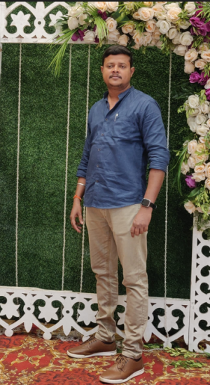 S.சசிகுமார்