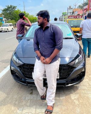 S.சுந்தர் 