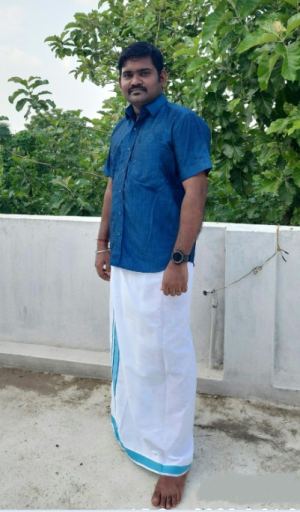 E. உமாபதி