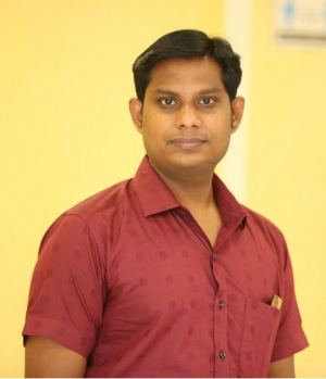 பி.விக்னேஷ்B.Com